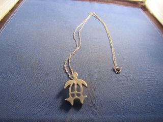 Vintage Sterling Silver Stylized Sea Turtle Pendant & Chain