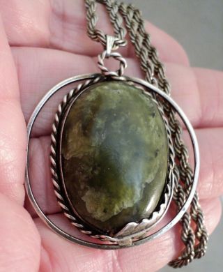 Vintage Navajo Sterling Silver & Green Stone Pendant On Sterling Chain Signed Wk