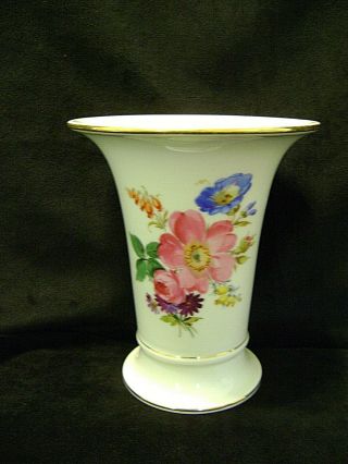 Vintage Meissen Porcelain Vase With Floral Design C.  1934