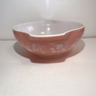 Pyrex Vintage 444 Pink Gooseberry Cinderella Nesting Mixing Bowl Pink White 4 Qt 5