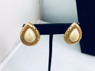 Vtg.  Christian Dior Pear Iridescent Faux Pearl Gold Tone Clip On Earrings