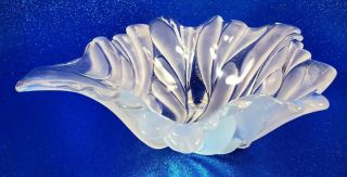 VINTAGE HAND CRAFTED ART GLASS SERVING DISH WHITE AND CLEAR SWIRL DESIGN - FLAWL 5