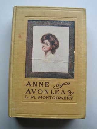 Vintage Anne Of Avonlea By L.  M.  Montgomery.  26th Impression - March,  1917