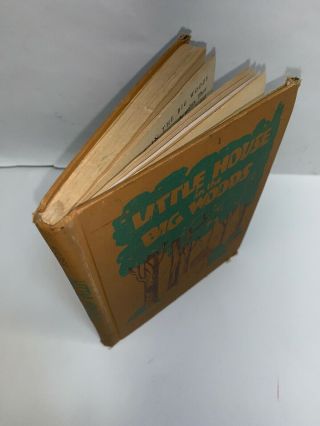 Little House in the Big Woods Laura Ingalls Wilder Helen Sewell 1932 HC 4