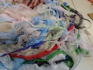 1 Lb.  Mixed Colored And Vintage Sewing Lace B