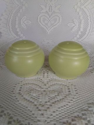 Vintage Celery Green Fiestaware Style Round Ball Salt And Pepper Shakers