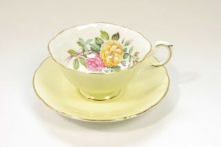 Vtg 1960s Paragon Bone China Teacup Tea Cup Saucer Pale Yellow W/ Flowers Inside