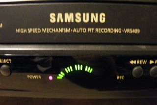Samsung VHS/VCR w/Remote and Cables 2