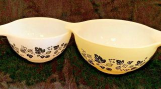 Vintage Pyrex Black Yellow White Gooseberry Cinderella Nesting Bowls Set Of 2