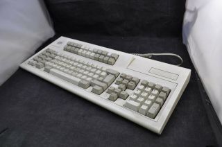 Vintage IBM Terminal Model M Clicky Keyboard 1394167 RJ45 09 - 10 - 97 3