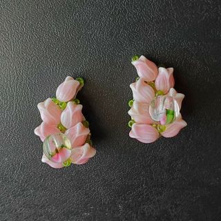 Signed W Germany Vintage Pink Molded Flower Glass Givre Clip Earrings Wow W42