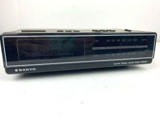Vintage 1987 Sanyo Model Rm 6200 Digital Table Radio Dual Alarm Clock Euc