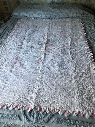 Vintage Hand Embroidered Baby Quilt Pink And White With Prairie Point