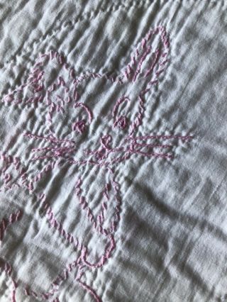 Vintage Hand Embroidered Baby Quilt Pink And White With Prairie Point 7