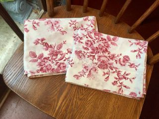 Vtg.  Laura Ashley 100 Cotton Red Floral French Toile Set Of 2 Std.  Pillowcases
