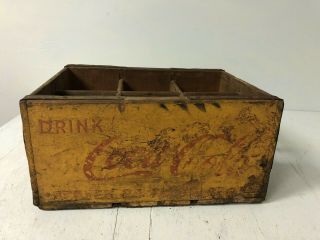 Vtg Coca Cola yellow wood caddie or crate for six 1 qt Family Size bottles 5