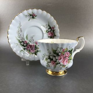 Royal Albert Baby Blue Bone China Teacup & Saucer Vintage England Tea Cup