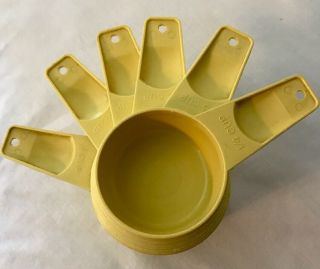 Tupperware Measuring Cups Complete Set 6 Harvest Gold Yellow 1cup - 1/4c Vintage