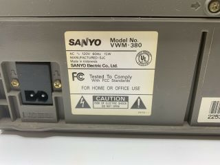 Sanyo 4 - Head VCR VHS Player Recorder VWM - 380 - No Remote - With AV Cables,  1 VHS 4