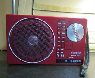 Vintage International Am Fm Portable Radio Unusual Dial - Red