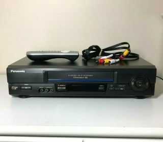 Panasonic Vcr 4 Head Omnivision Vhs Model Pv - V4611 With Remote & A/v Cable