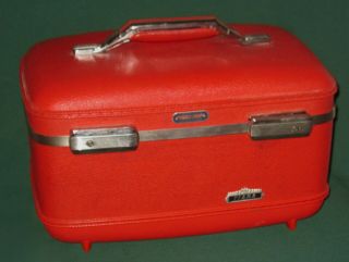 Vintage 1960 Decade American Tourister Red Tiara Train Case