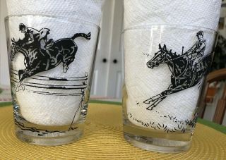 Set Of 2 Vintage 1950’s Paul Brown Trotter Race Horse Series Glasses3.  5” X 4.  25