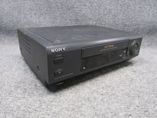 Sony Slv - 675hf Vcr Video Cassette Recorder Vhs Tape Player No Remote