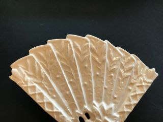 Vintage McCOY White Drip Glaze FAN WALL POCKET NO CHIPS AS MADE MOLD FLAW VASE 7