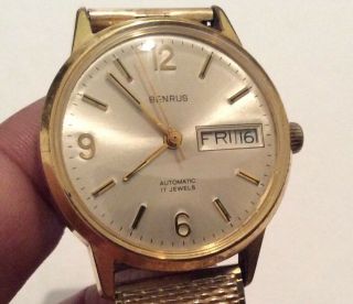Vintage Benrus Automatic 17 Jewels Day Date Men’s Wristwatch Runs
