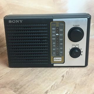 Vintage SONY ICF - F10 Portable 2 Band AM/FM Radio,  Black,  Battery Operated 3