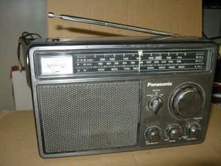 Vintage Panasonic 3 - Band Portable Radio Model Rf - 1090 Am/fm/psb W/ Wb