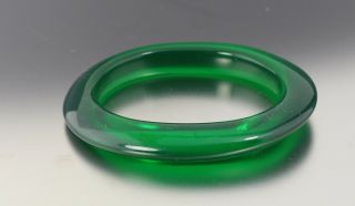 Vintage 60’s Green Plastic Acrylic Oval Bangle Bracelet
