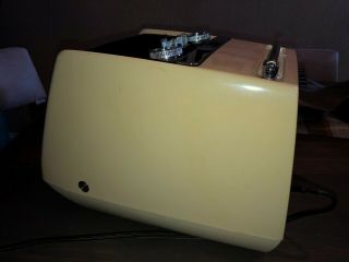 Vintage SONY Solid State transistor portable TV TV - 750 Modern space age 6