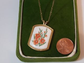 Vintage Gold Tone Avon Orange Gladiola Flower Porcelain 20 " Necklace 4f 2