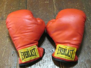 Vtg Pair 2 Everlast Boxing Gloves Size 9 Set Fighting Competition Orange