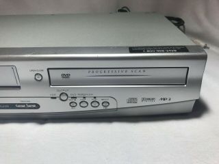 SYLVANIA DVD VCR VHS Combo Player Model DV220SL8 With Video Cables 2