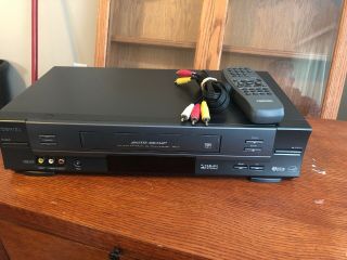 Toshiba W614r Vcr 4 - Head Hi - Fi Vhs Player Recorder With Remote,  Av Cables