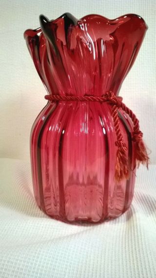 Vintage Pilgrim Cranberry Ribbed Glass Vase With Satin Cord - Euc