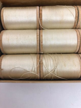 Vintage Champion Pure Dye Silk Thread Machine Sewing 12 Spools Gudebrod White 7