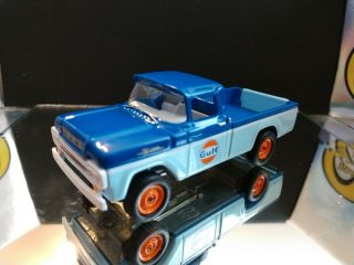 1959 Ford F - 250 Pickup Truck Collectible Vintage Gulf Oil 1/64 Limited Edition