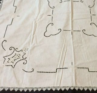 Vtg Linen Table Cloth Cut Work Embroidery Needle Lace Filet Edge White Work 3