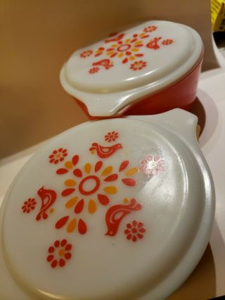 Set Of 2 Vintage Pyrex Friendship Casserole Dishes 471 & 472 W/milkglass Covers