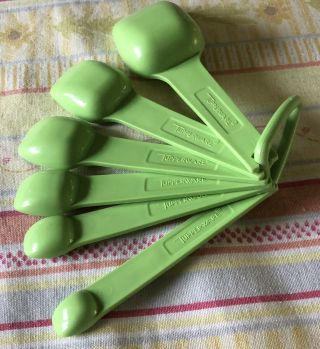 Tupperware Vintage 1272 Measuring Spoon Set Of 6 Plus Ring Hook Green 2