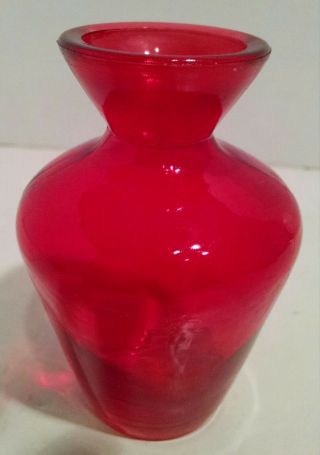 Small Red Glass Bud Vase 4 " Tall Anchor Hocking Vintage Tiny Flower Bouquet Vase