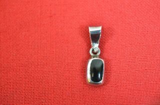 Vintage Taxco Sterling Silver Onyx Pendant Modernist Signed.  925 Mexico 1820