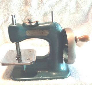 Vintage Toys Sewing Machines Stitch Mistress Metal 49 1930 