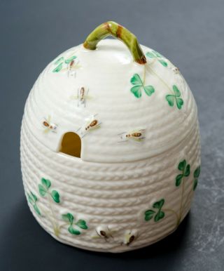 Vintage Belleek Shamrock & Bees Honey Pot Jar W/lid 7th Mark Cream/white 4 3/4 "