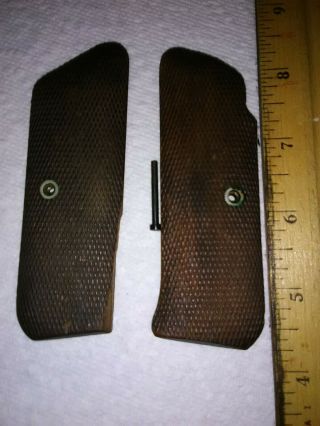 old checker pattern single screw 1911 wood grip? 2