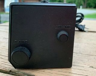 Vintage General Electric Digital AM FM Radio Alarm Clock Model 7 - 4601A 3